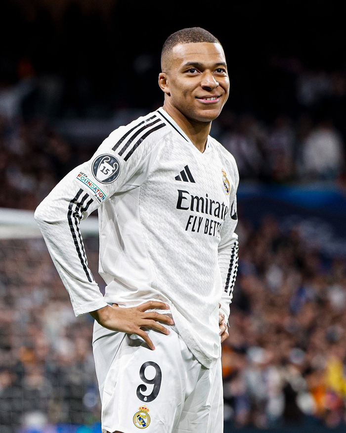 69球，希克追平贝尔巴托夫并列成为勒沃库森德甲外援第一射手（希克第69球追平贝尔巴托夫，并列勒沃库森德甲外援射手王）