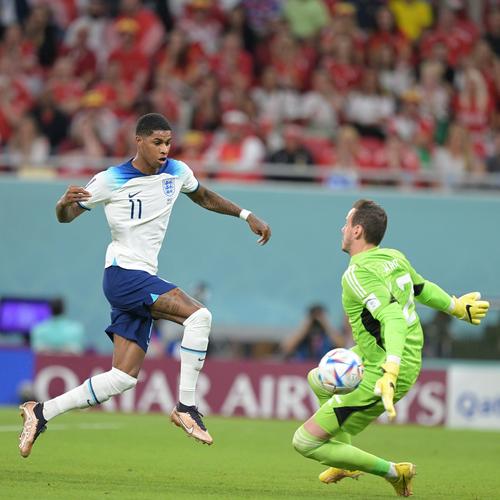 队报周末最佳法国阵：救世主阿雷，核心科内，独造五球奥利塞（《队报》周末最佳阵容：阿雷成救世主，科内掌舵中场，奥利塞独造五球）