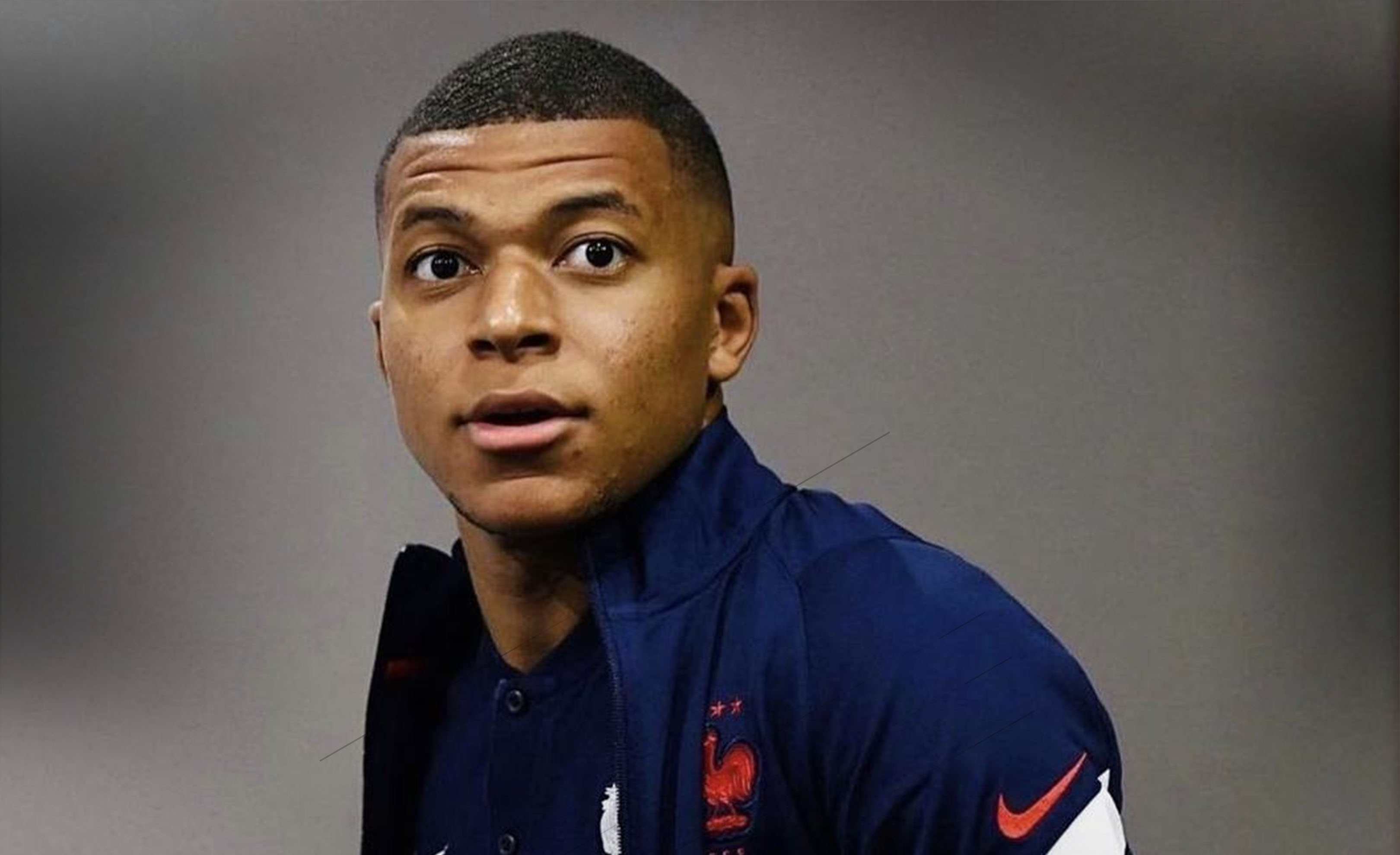 让哈兰德“歇一歇”！昔日MVP走回正轨，他应当接过曼城领军大旗（让哈兰德暂歇！昔日MVP找回状态，该他扛起曼城大旗）