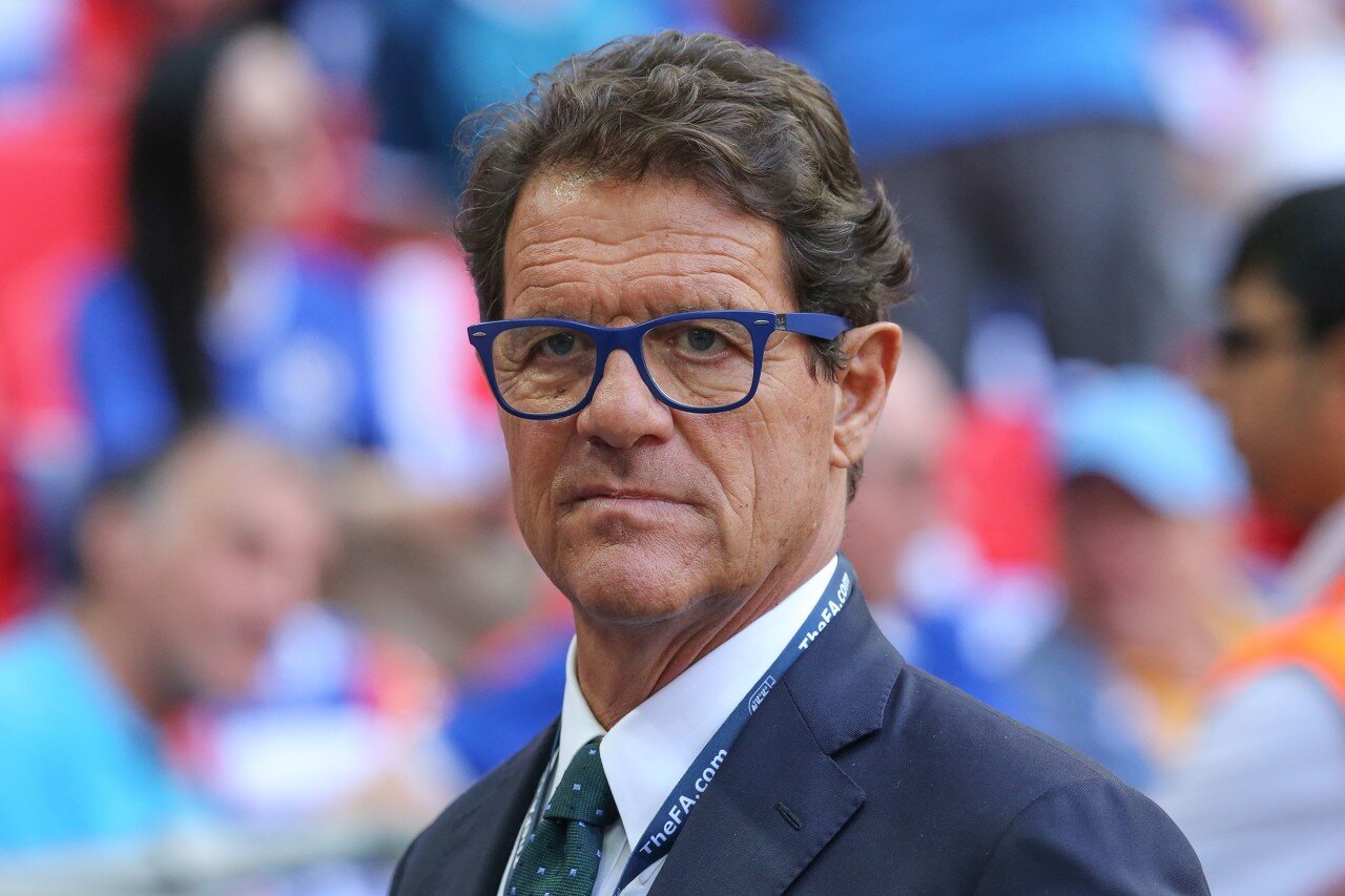 科斯塔库塔：库普梅纳斯踢后卫失误太多，位置提前有利于进攻（科斯塔库塔：库普梅纳斯后防失误偏多，前移位置更利进攻）